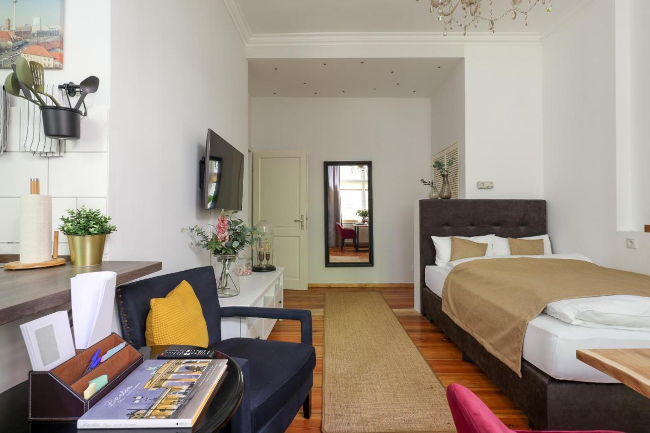 4 Personen Altbau Nahe Kurfuerstendamm - Othello Berlino Esterno foto